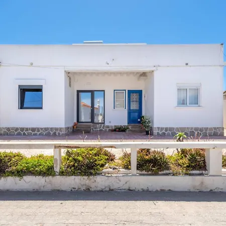 Two Beachfront Semi Detached On The 파로