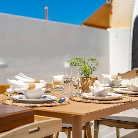 Two Beachfront Semi Detached On The * 파로