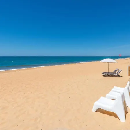 Two Beachfront Semi Detached On The 빌라 *
